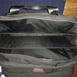 Tumi Alpha 2 Tumi T-Pass Expandable Laptop Brief